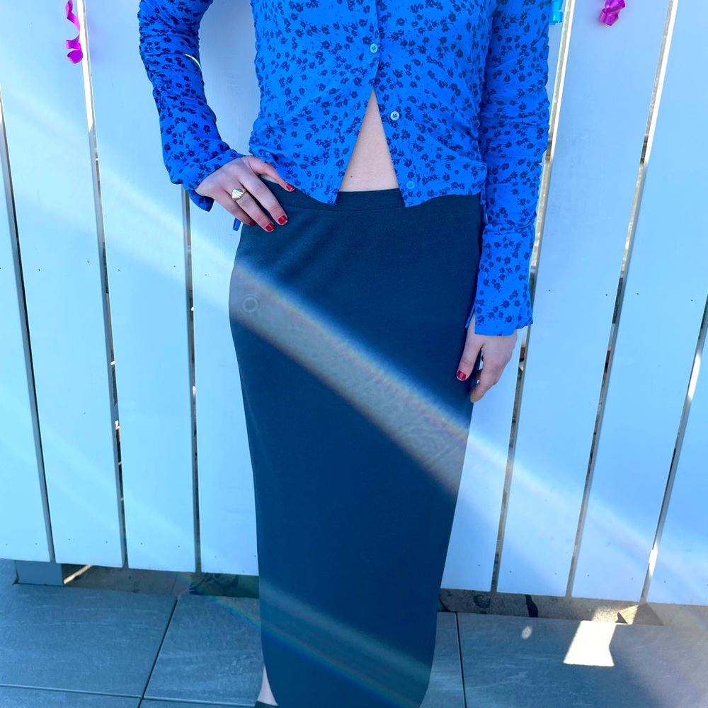 Navy midi skirt